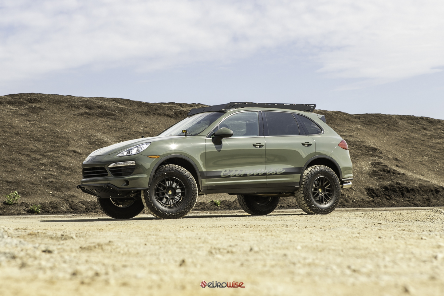 Gen 2: Cayenne/Touareg 3 Inch Lift Kit (2011-2018)