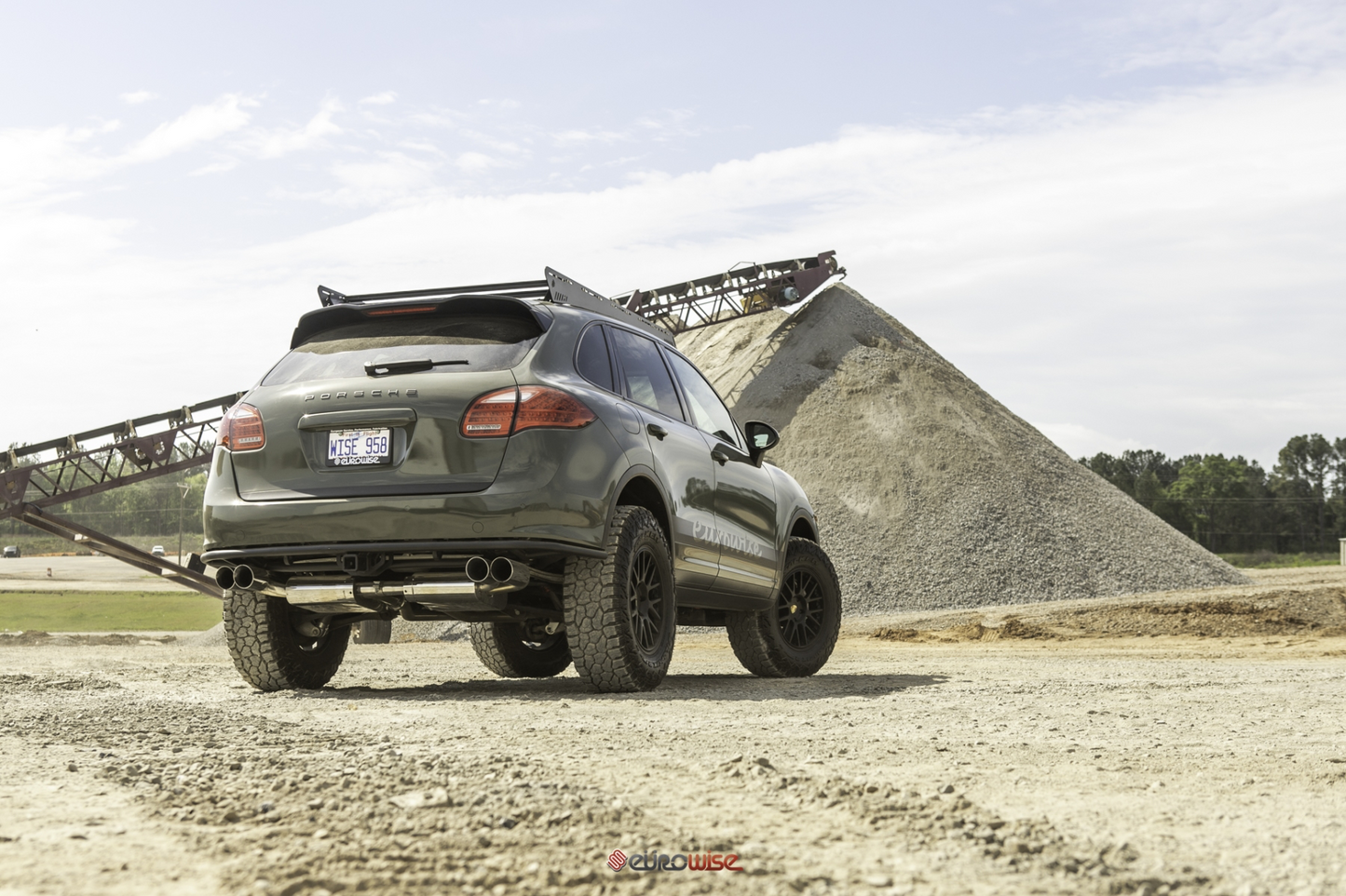 Gen 2: Cayenne/Touareg 3 Inch Lift Kit (2011-2018)
