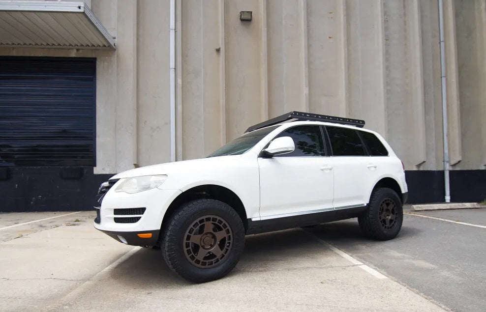 Gen 1: Cayenne/Touareg 2.5" Lift Kit (2002-2010)